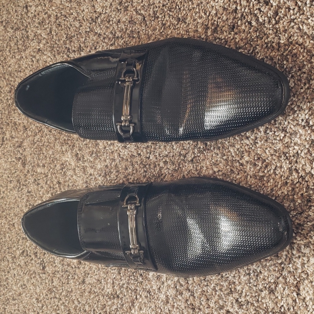 Men's Black Point Toe Dress Shoe size 10